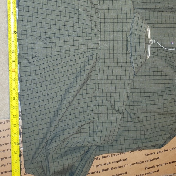 Hilfiger button down - Picture 2 of 2